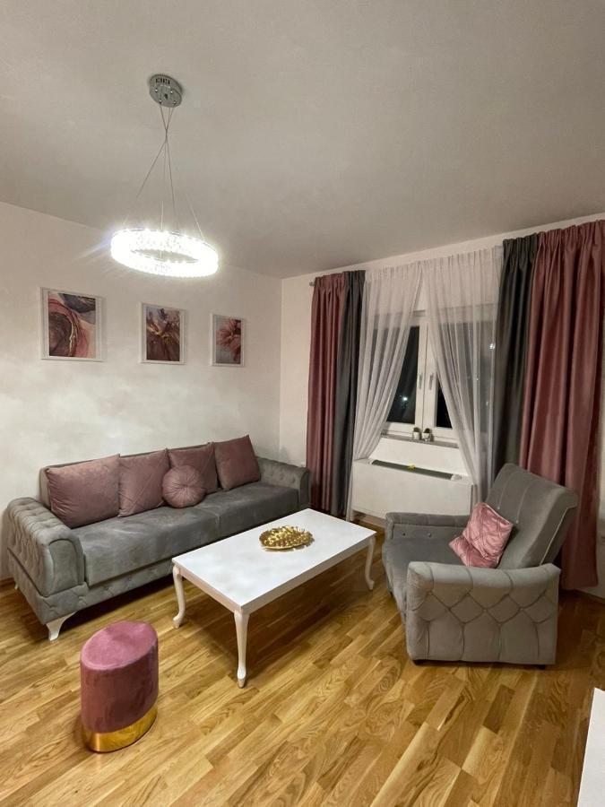 Skyline Apartment 比耶利纳 外观 照片