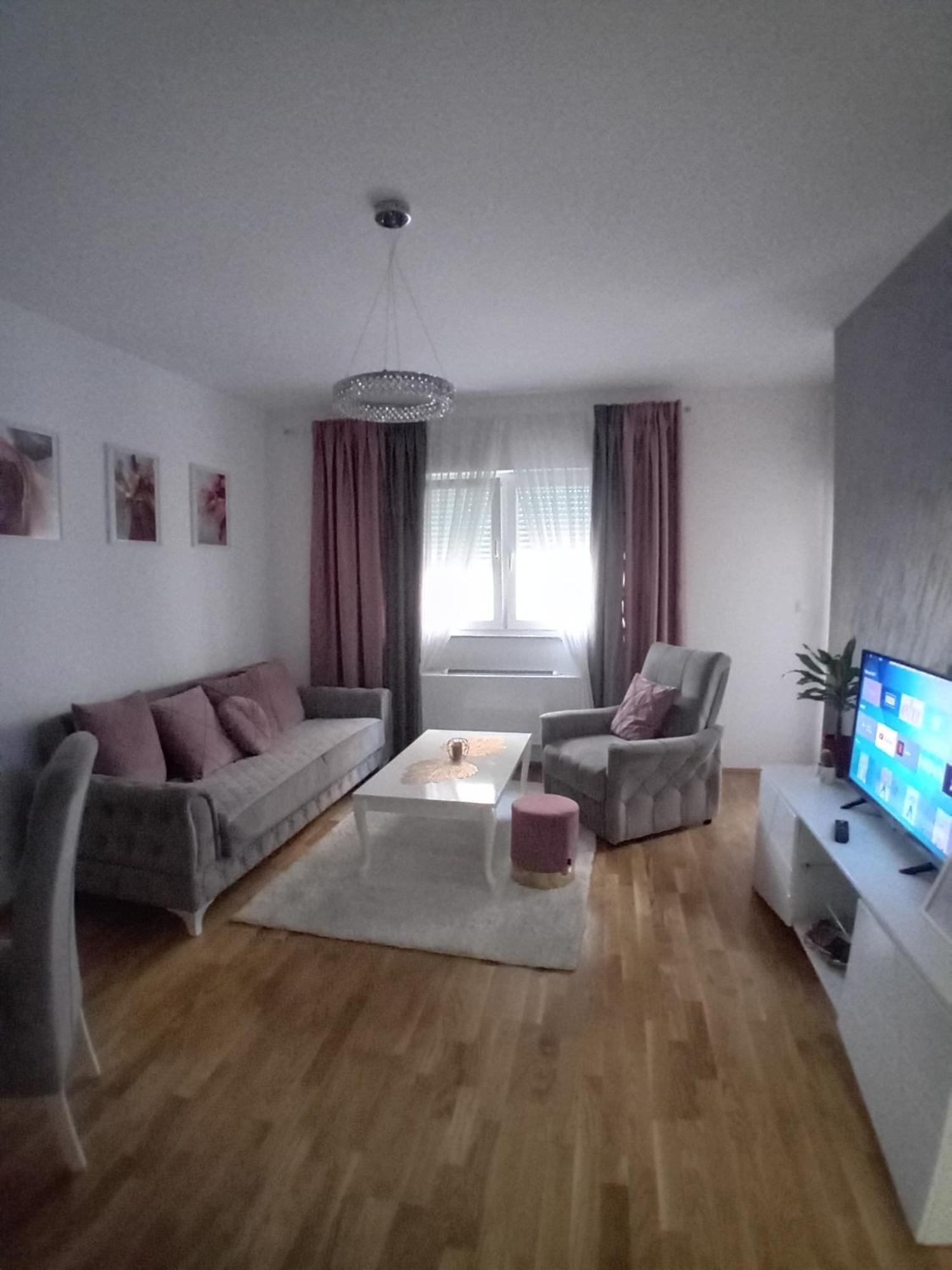 Skyline Apartment 比耶利纳 外观 照片